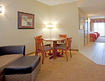 Holiday Inn Hotel & Suites MAPLE GROVE NW MPLS-ARBOR LKS