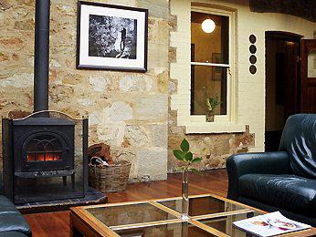 Grand Mercure Hotel Mt Lofty House