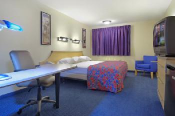Red Roof Inn Harrisburg North