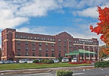 Comfort Suites Biltmore Square Mall