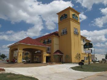 La Quinta Inn & Suites Tulsa Airport / Expo Square