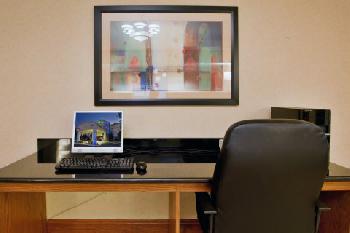 Holiday Inn Express Hotel & Suites KINSTON
