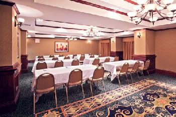 Holiday Inn Express Hotel & Suites SHAWNEE I-40