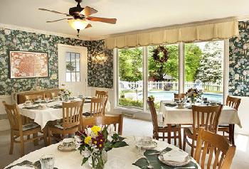 Wooden Duck Inn