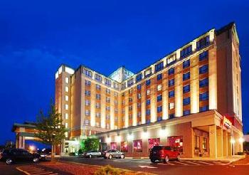 Comfort Inn & Suites Logan International Airport
