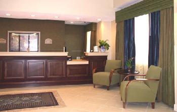 Holiday Inn Express Hotel & Suites CLEARWATER/US 19 N