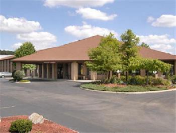 Baymont Inn and Suites Lancaster