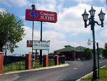 Comfort Suites Airport