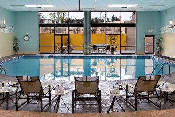 Crowne Plaza CLEVELAND AIRPORT