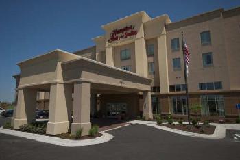 Hampton Inn  Suites WichitaNortheast