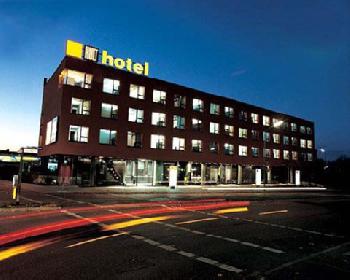 Kult Hotel
