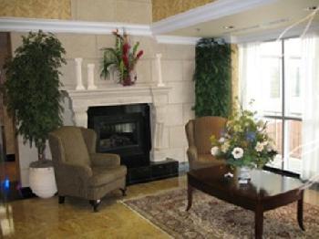 Monte Carlo Inns - Vaughn Suites