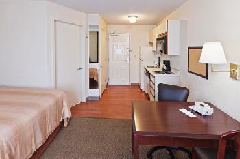 Candlewood Suites WICHITA-AIRPORT