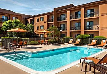 Courtyard Fayetteville