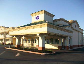 Howard Johnson Express Inn - Mount Laurel