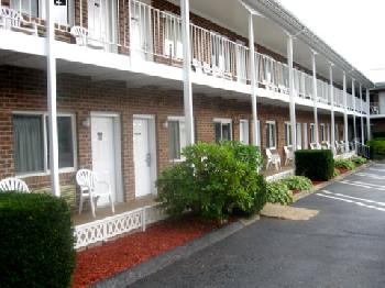 Master Hosts - Alleghany Inn