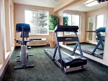 Pheasant Hill Inn and Suites