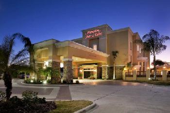 Hampton Inn  Suites RockportFulton