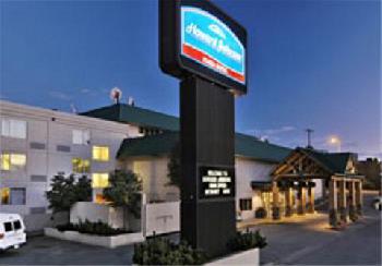 Howard Johnson Plaza Anchorage