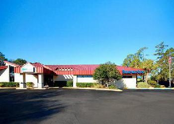Rodeway Inn & Conference Center