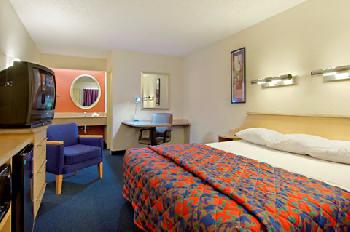 Red Roof Inn Rockford
