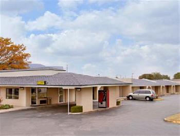 Super 8 Midwest City/East/Okc Area