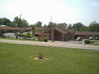 Four Season Motel