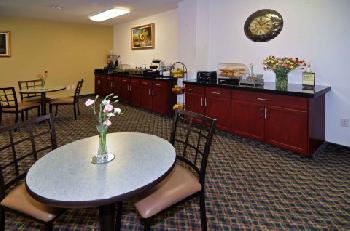 BEST WESTERN Roanoke Inn & Suites