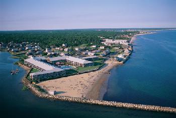 Red Jacket Beach Resort