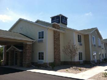 Cobblestone Inn and Suites