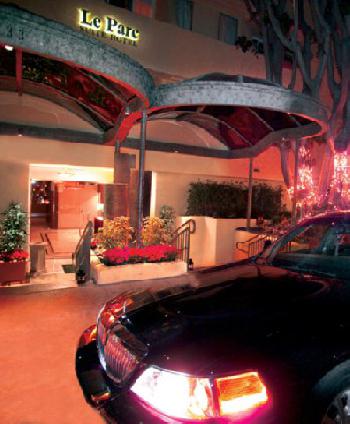 Le Parc Suites Hotel
