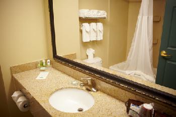 Country Inn & Suites By Carlson, Grand Rapids East, MI