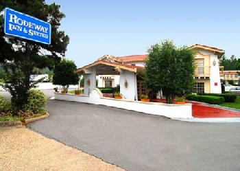 Rodeway Inn & Suites