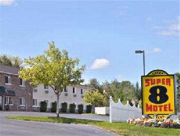 Super 8 Petoskey