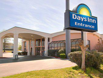 Days Inn Suites Tuscaloosa - University of Alabama