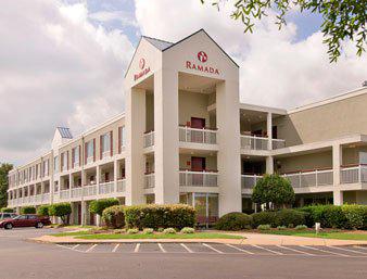 Ramada Hampton