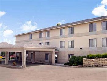 Super 8 Maquoketa