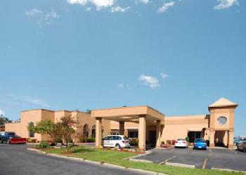 Clarion Hotel Buffalo Airport
