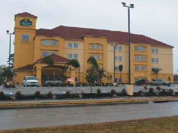 La Quinta Inn & Suites Houston Bush Intl Airport E