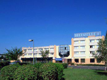 Novotel Orleans Charbonniere