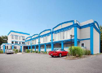 Econo Lodge  Inn & Suites Old Saybrook