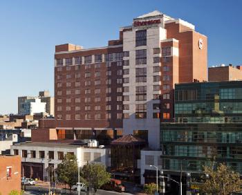 Sheraton LaGuardia East Hotel