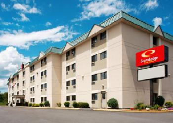 Econo Lodge  Inn & Suites Bangor