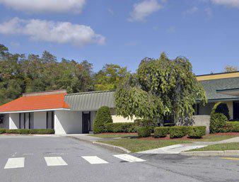 Howard Johnson Hotel - Middletown