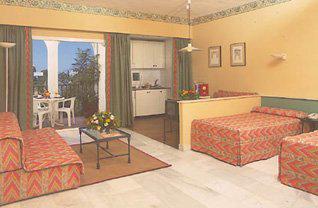 PYR Hotel Apartmentos Marbella