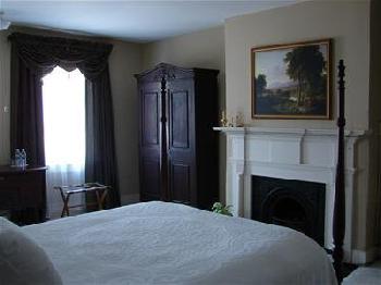 Holladay House Bed And Breakfa