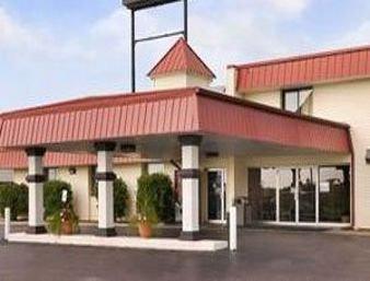 Knights Inn - Sheffield, IL