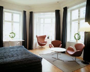 Alexandra Hotel