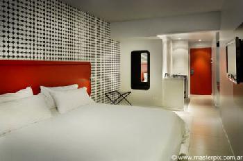 Pop Hotel