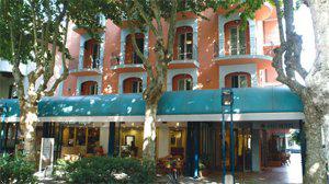 Aris Hotel